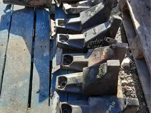 P-10910