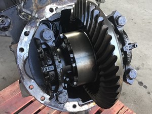 P-421 - Image 13