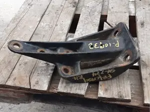 P-10932