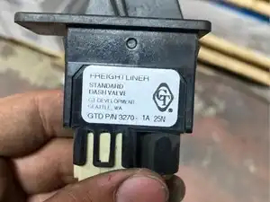P-9732 - Image 3