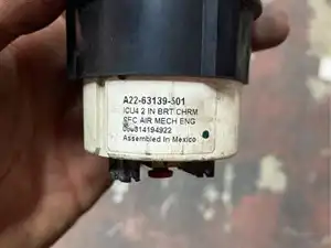 P-9725 - Image 3