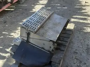 P-10585 - Image 3