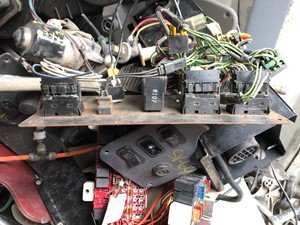 P-2381 - Image 4
