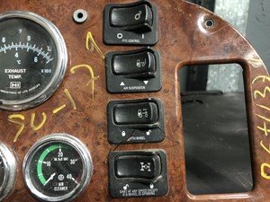 P-3909 - Image 4