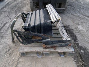 P-9381 - Image 2
