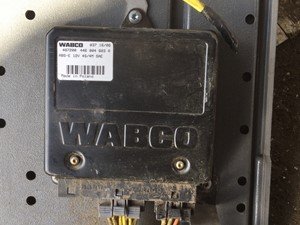 P-2116 - Image 3