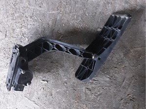 P-1551 - Image 3