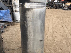 P-1374 - Image 3