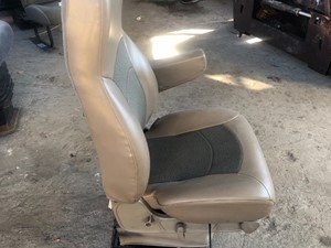 P-2284 - Image 3