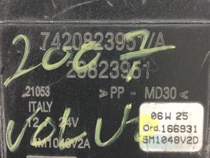 P-1522 - Image 2