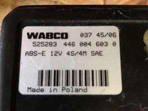 P-1586 - Image 3