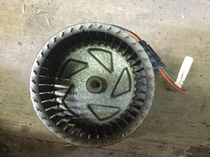 P-1556 - Image 2