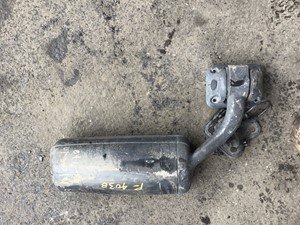 P-4038 - Image 4