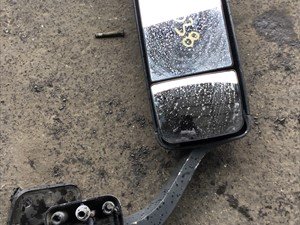 P-4038 - Image 2