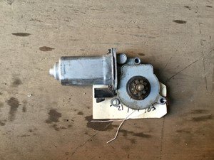 P-1135 - Image 2