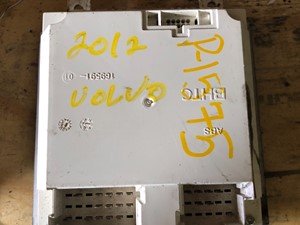 P-1575 - Image 2