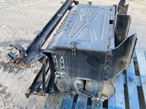 P-9375 - Image 4
