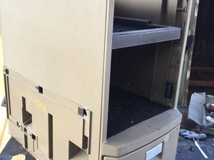 P-1406 - Image 3