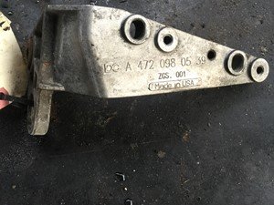 P-1333 - Image 2