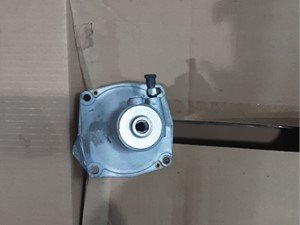 P-8609 - Image 4