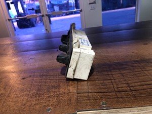 P-4073 - Image 2
