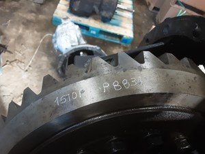 P-8834 - Image 3