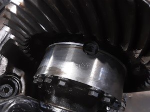 P-8750 - Image 3