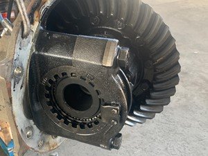 P-4352 - Image 3