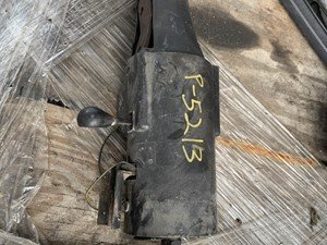 P-5213 - Image 2