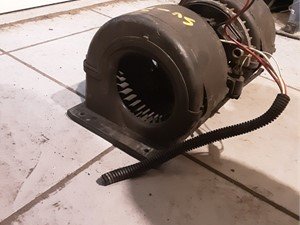 P-5896 - Image 2