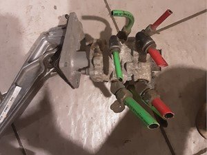 P-5867 - Image 4
