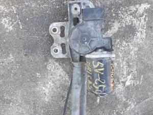 P-4057 - Image 4