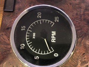 P-4084 - Image 5