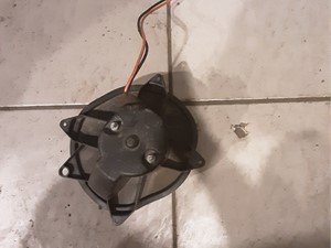 P-5883 - Image 2