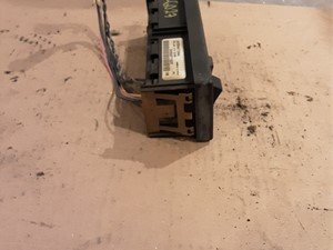 P-6027 - Image 3