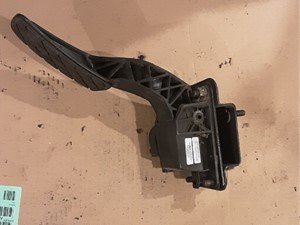 P-5976 - Image 2
