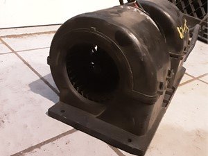 P-5901 - Image 2