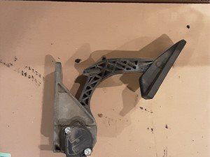 P-5952 - Image 3
