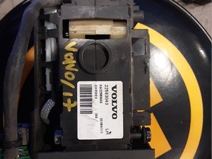 P-9382 - Image 3