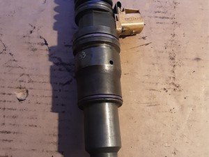 P-7483 - Image 2