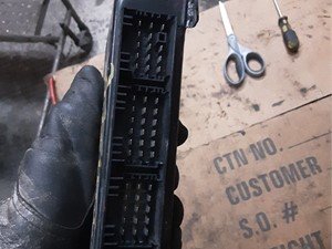 P-9352 - Image 2